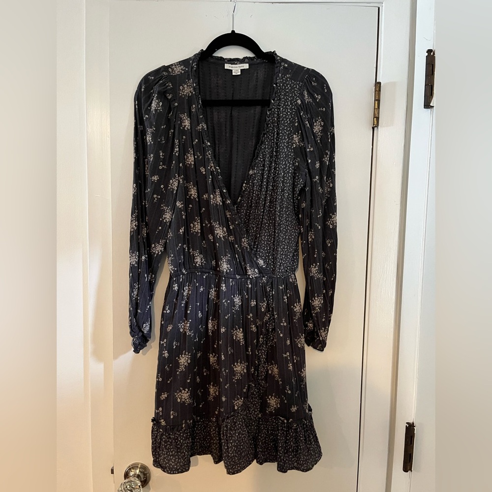 American Eagle Outfitters Black Floral Long-Sleeve Wrap Dress